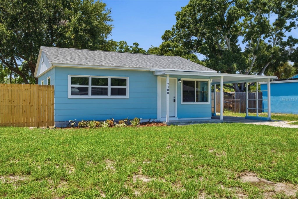 Photo of 7100 13th Street N, St Petersburg, FL 33702 (MLS # L4963902)