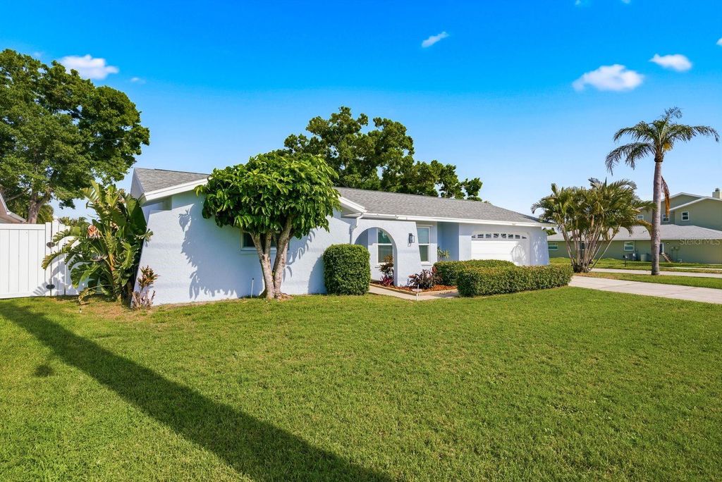 Photo of 9115 125th Street, Seminole, FL 33772 (MLS # TB8495499)