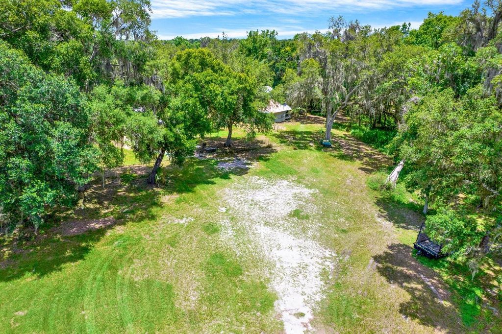 Photo of 1115 Myrtle Road, Valrico, FL 33596 (MLS # TB8430395)
