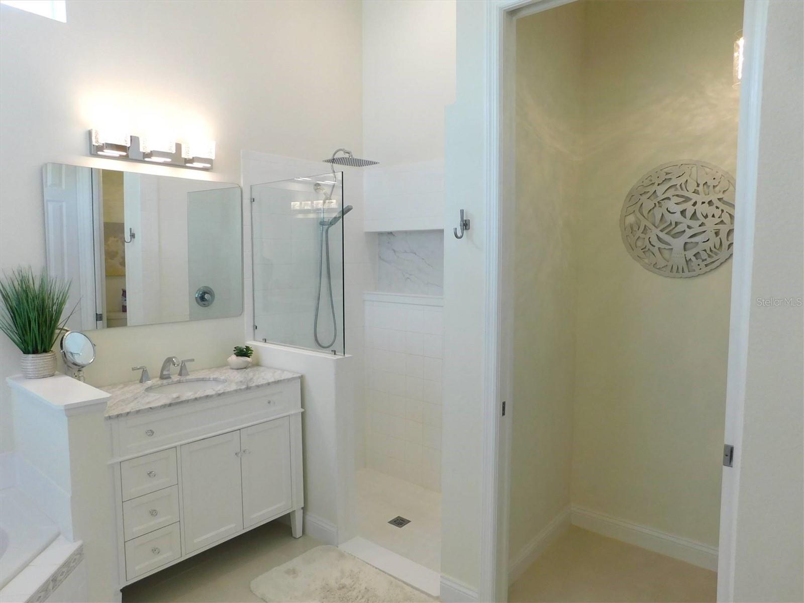 SUMMERPORT - Residential