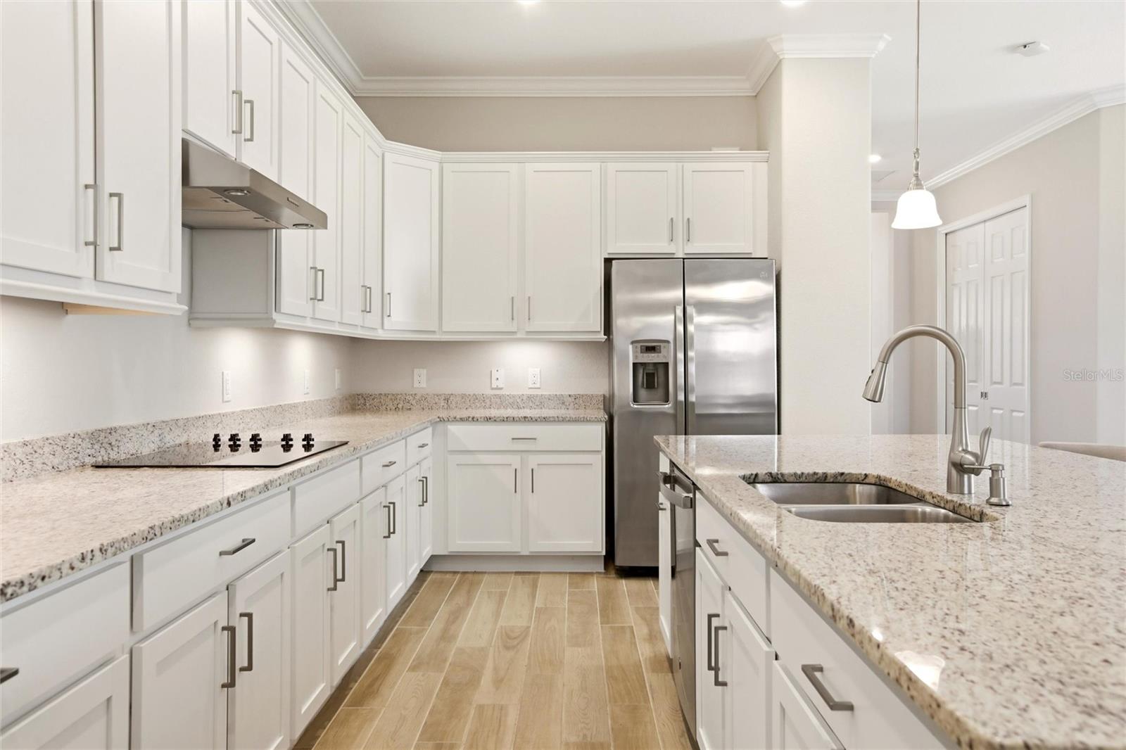 TERN BAY GOLF & CNTRY CLUB RESIDENCE - Residential