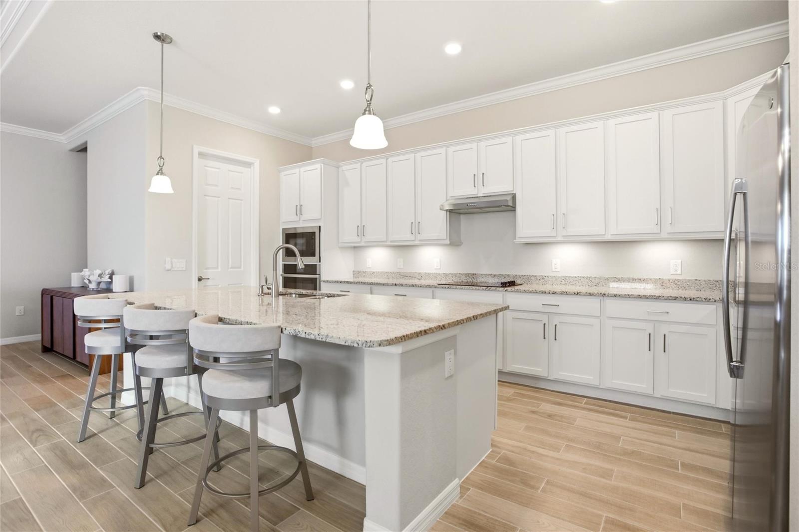 TERN BAY GOLF & CNTRY CLUB RESIDENCE - Residential