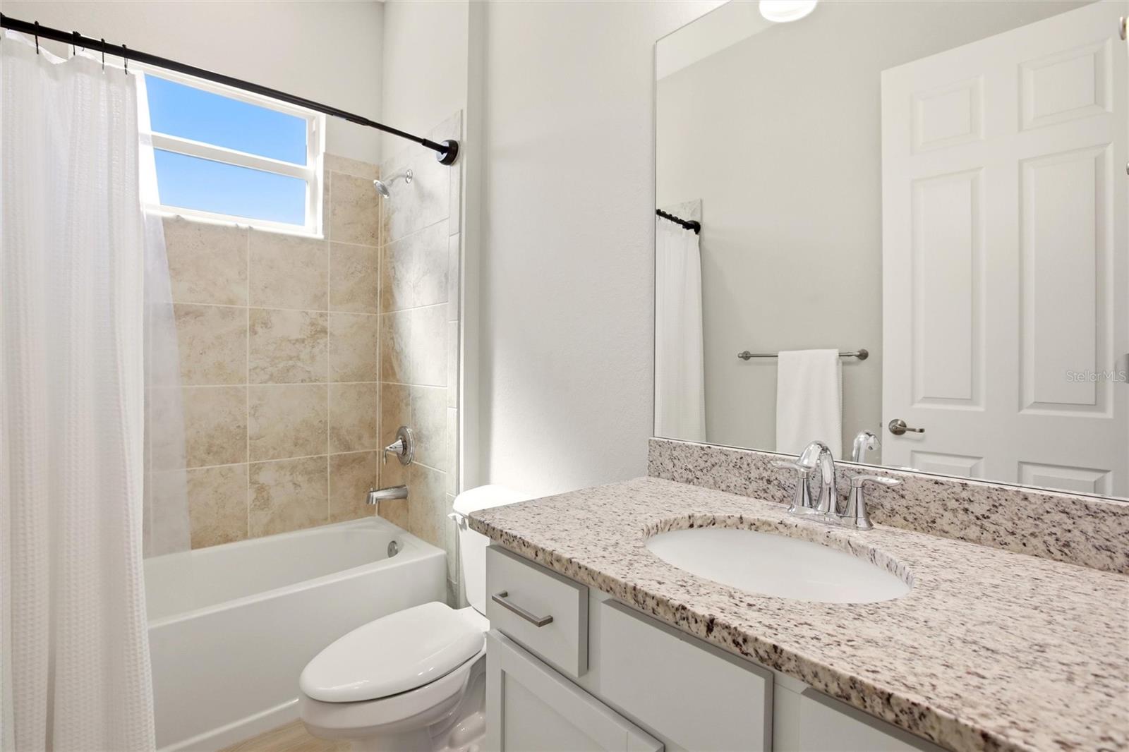 TERN BAY GOLF & CNTRY CLUB RESIDENCE - Residential