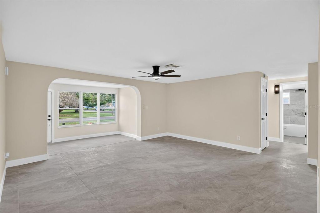 Photo of 196 74th Avenue NE, St Petersburg, FL 33702 (MLS # O6349530)