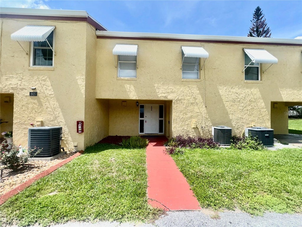 Photo of 5850 Cypress Gardens Boulevard #806, Winter Haven, FL 33884 (MLS # L4965032)