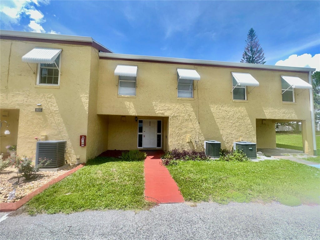 Photo of 5850 Cypress Gardens Boulevard #806, Winter Haven, FL 33884 (MLS # L4965032)