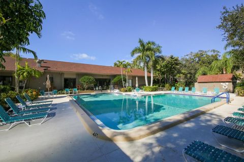 A home in SARASOTA