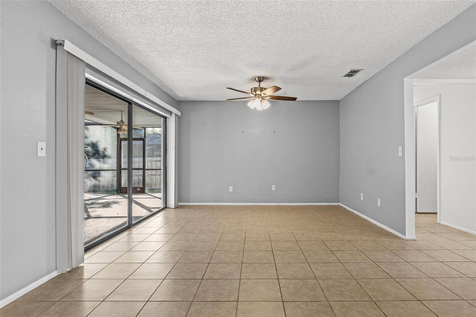 RUSTIC OAKS - Residential