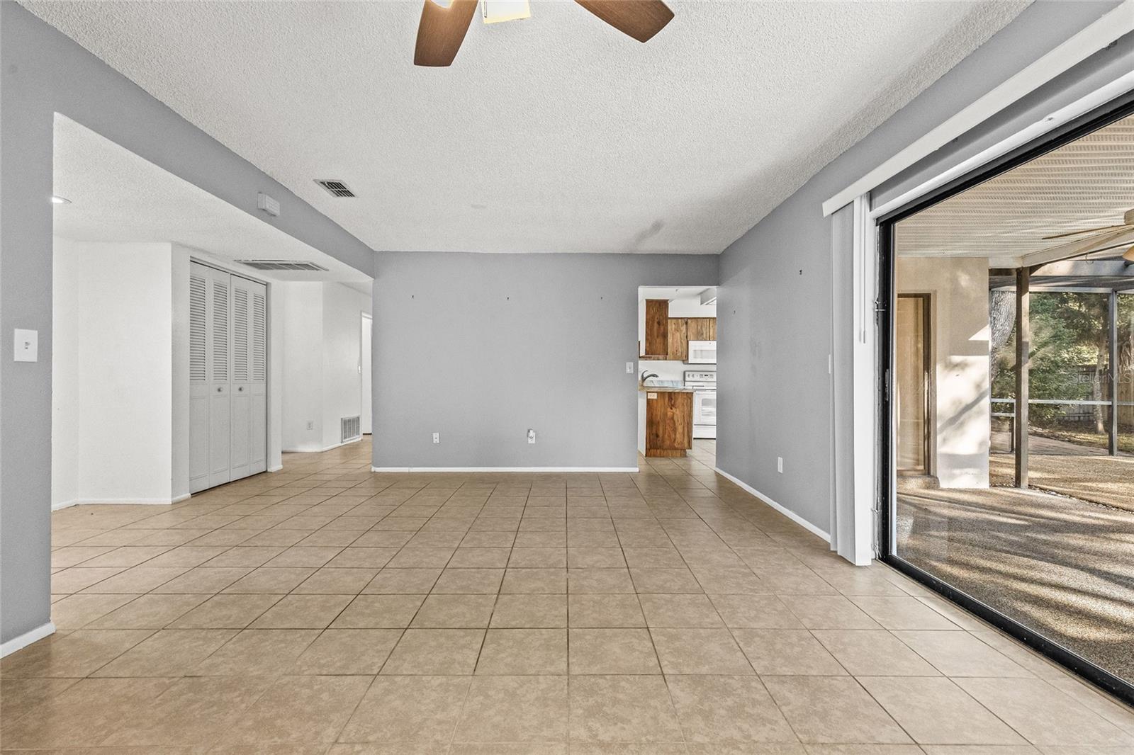 RUSTIC OAKS - Residential