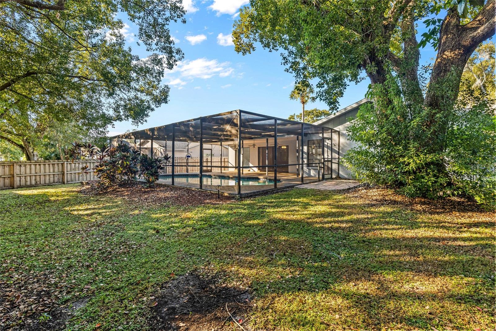 RUSTIC OAKS - Residential