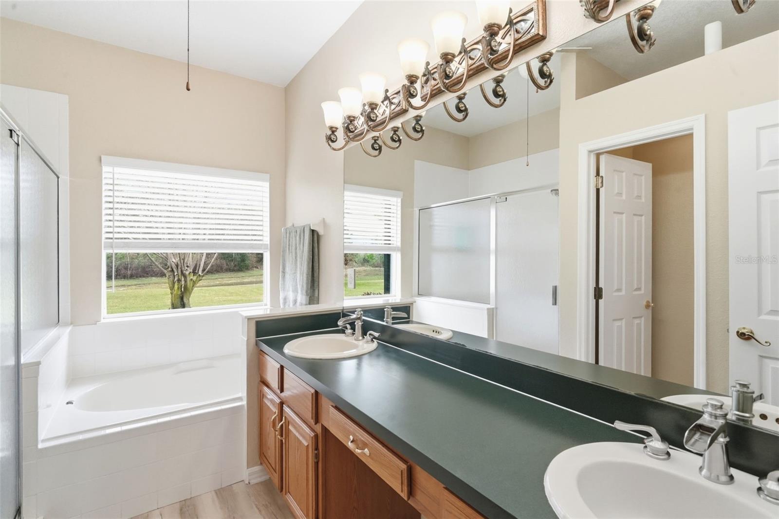 WINDSOR PLACE PH 02 - Residential