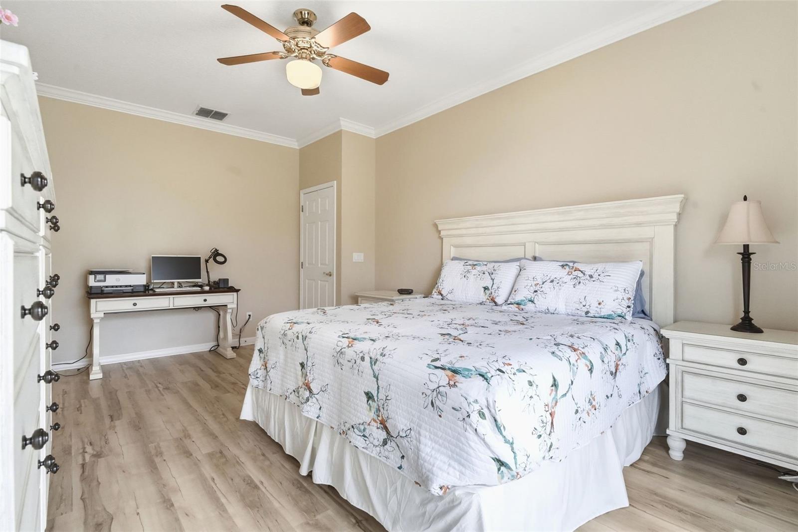 WINDSOR PLACE PH 02 - Residential