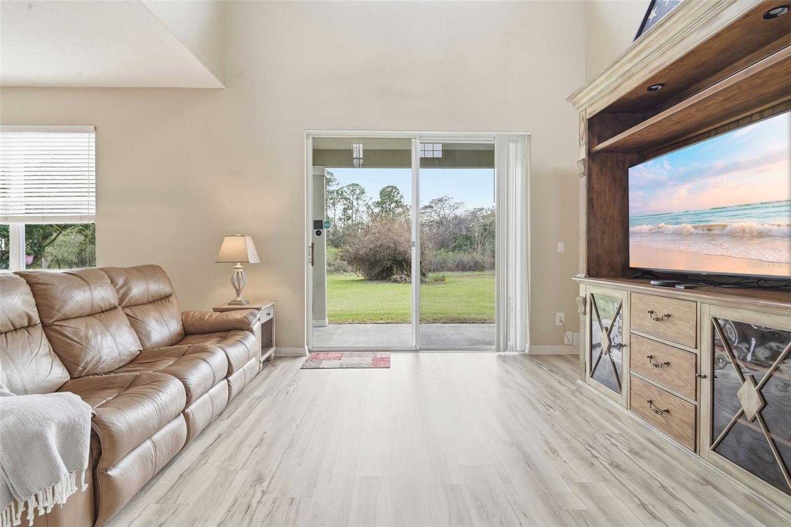 WINDSOR PLACE PH 02 - Residential