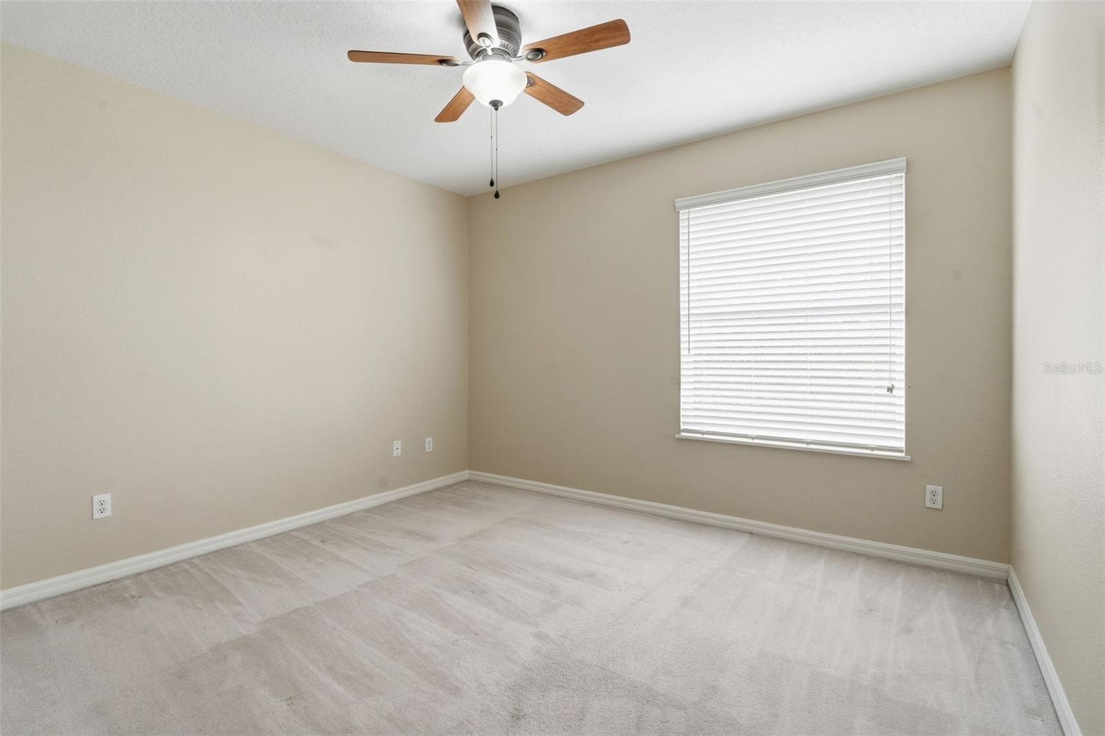 WINDSOR PLACE PH 02 - Residential