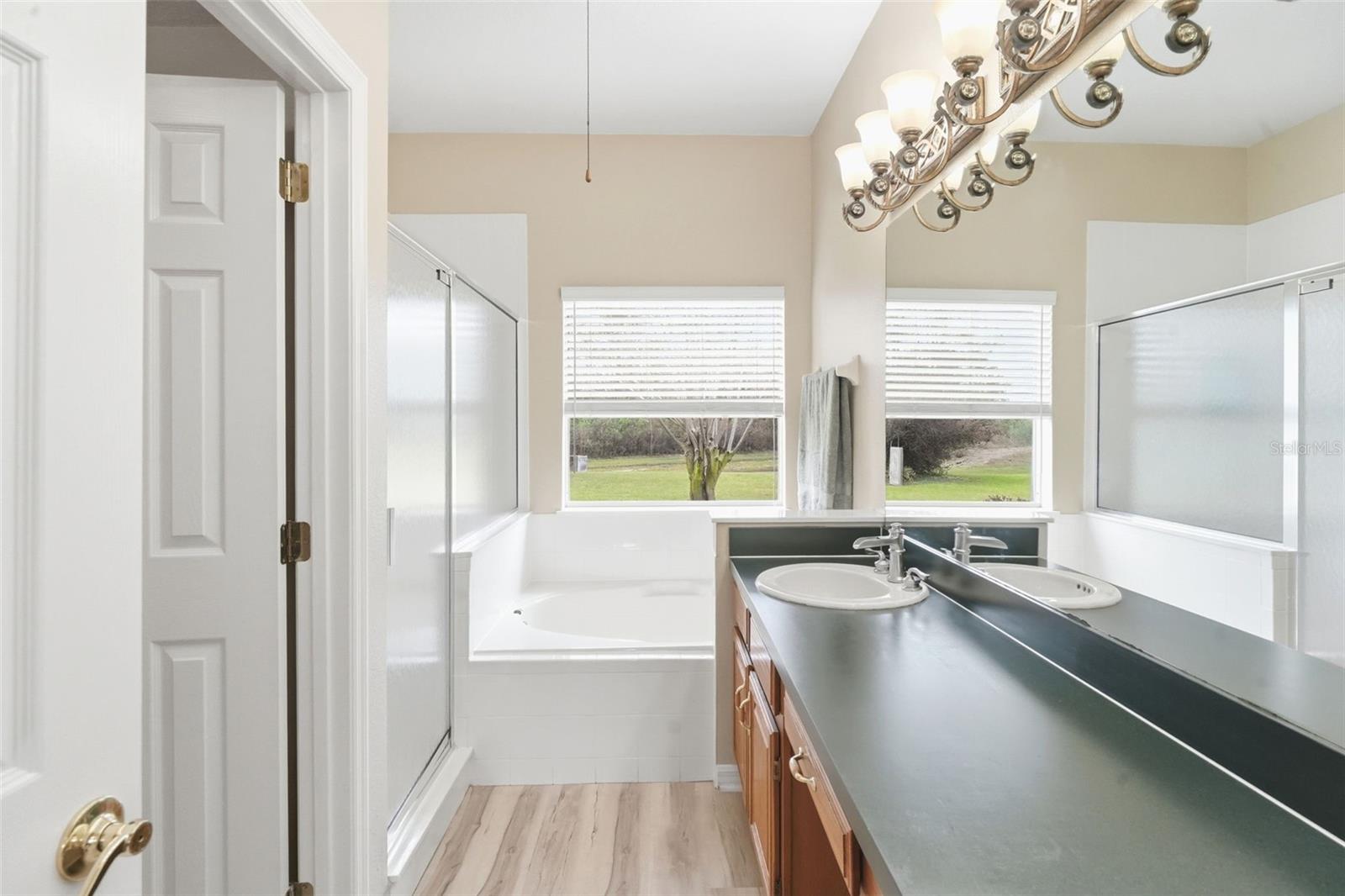 WINDSOR PLACE PH 02 - Residential