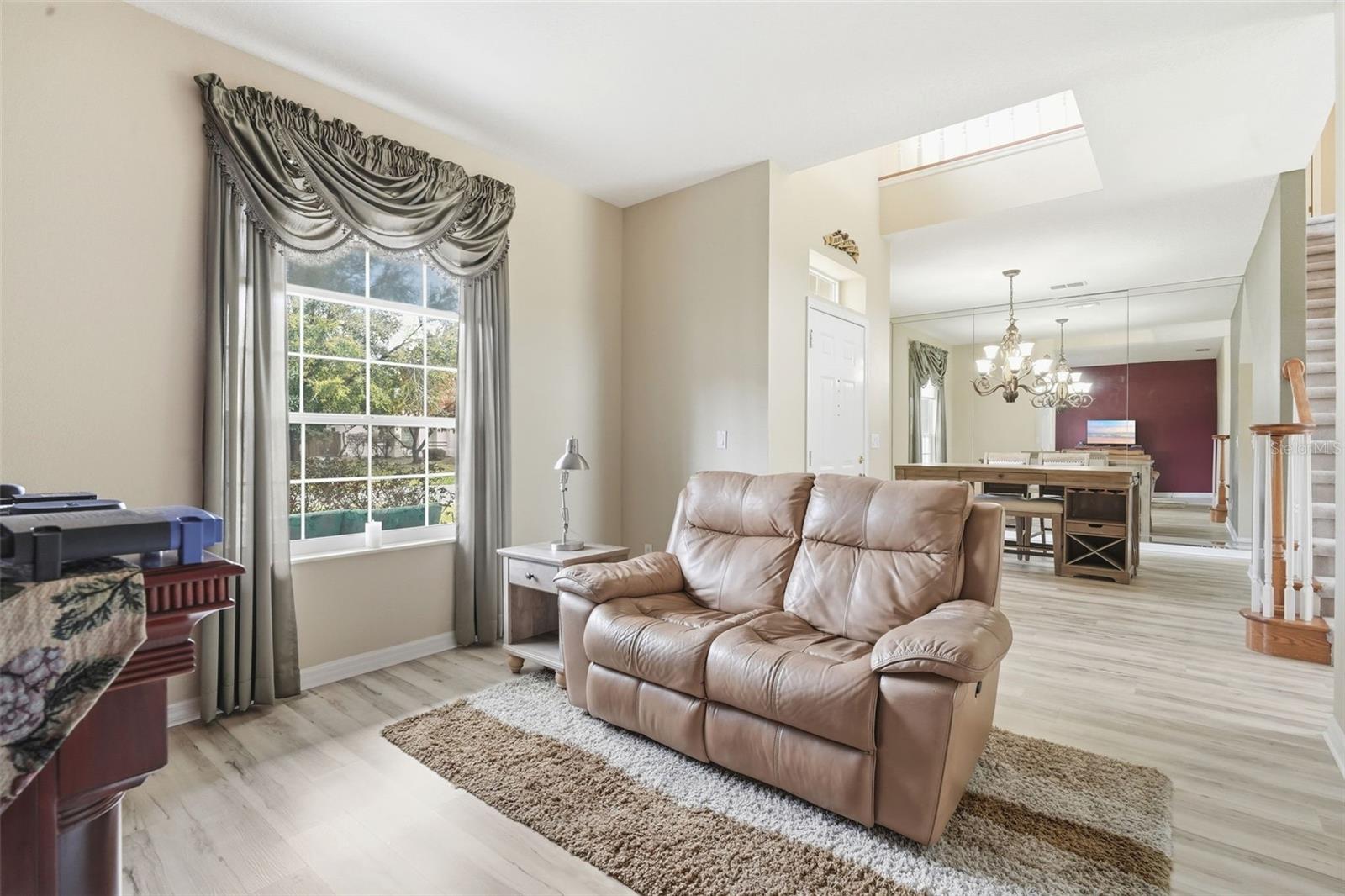 WINDSOR PLACE PH 02 - Residential