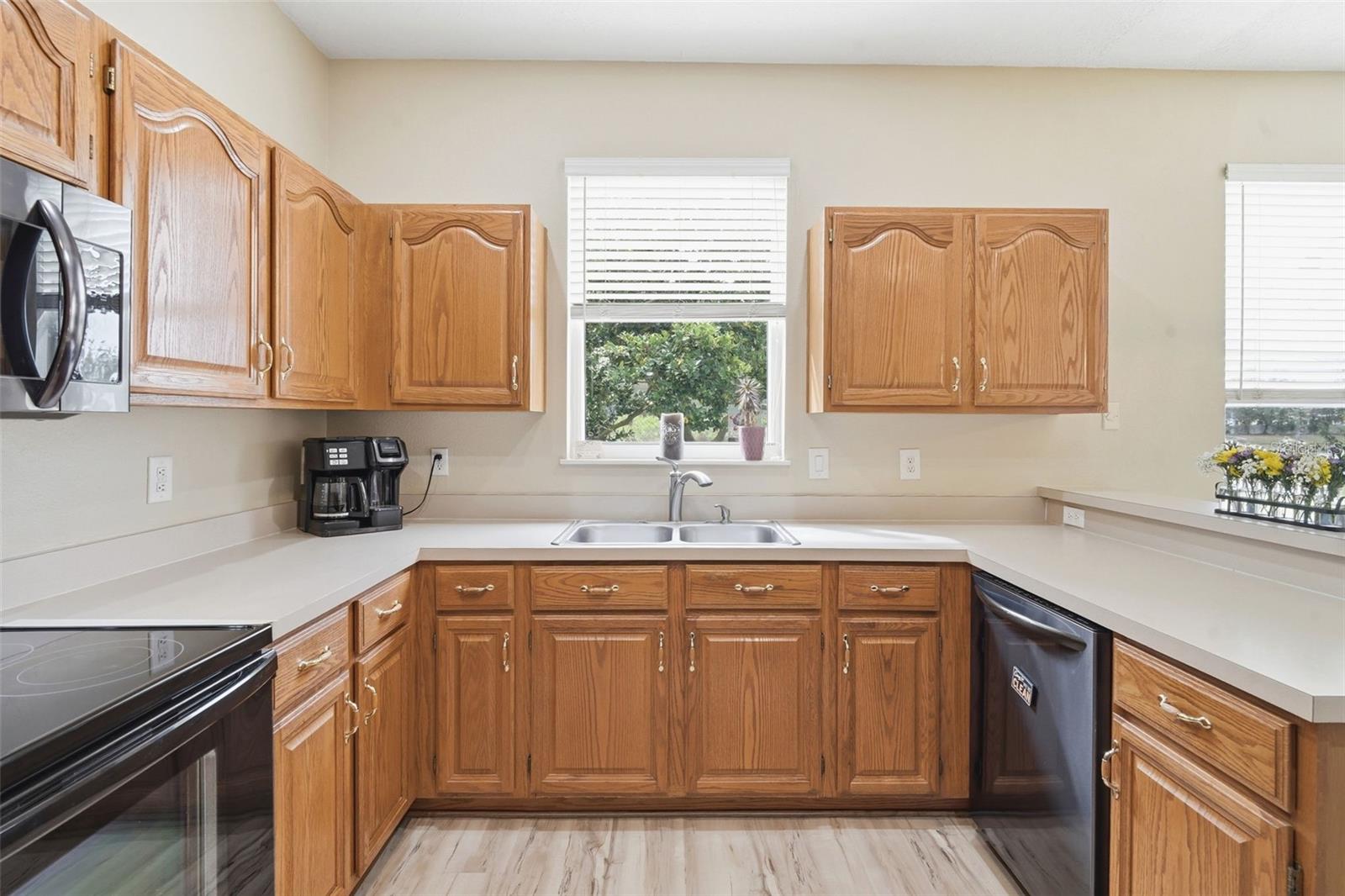 WINDSOR PLACE PH 02 - Residential