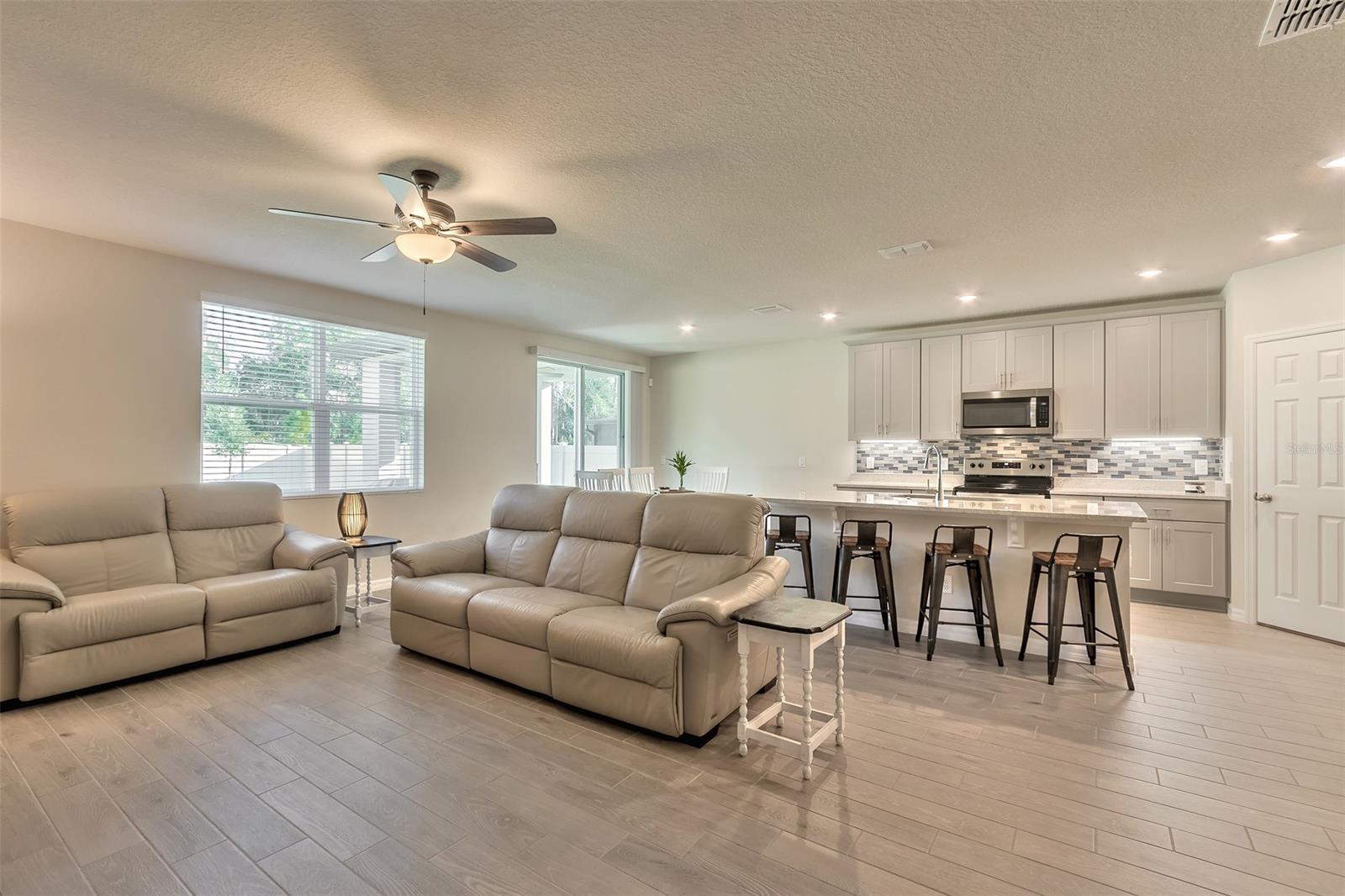 Sarinna Lakes - Residential