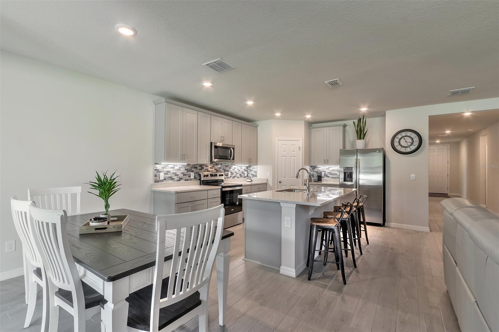 Sarinna Lakes - Residential