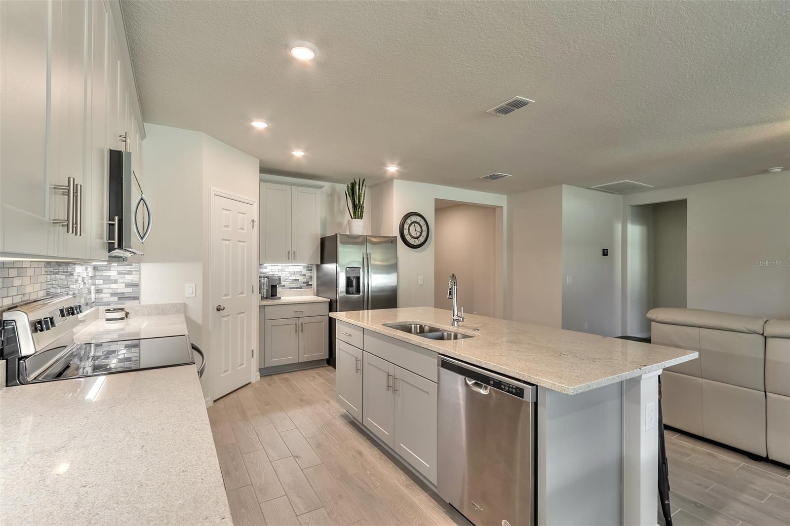 Sarinna Lakes - Residential