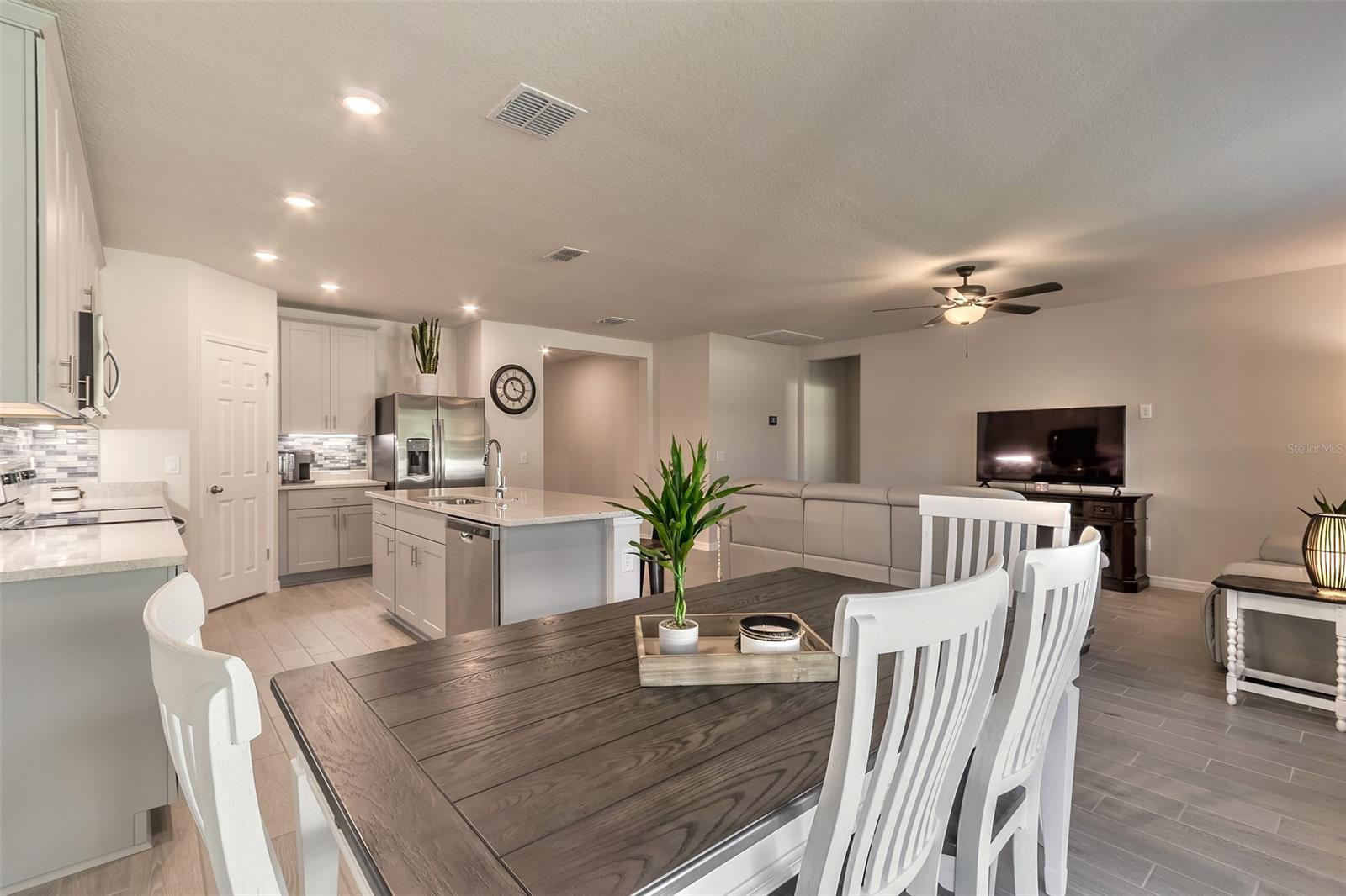 Sarinna Lakes - Residential