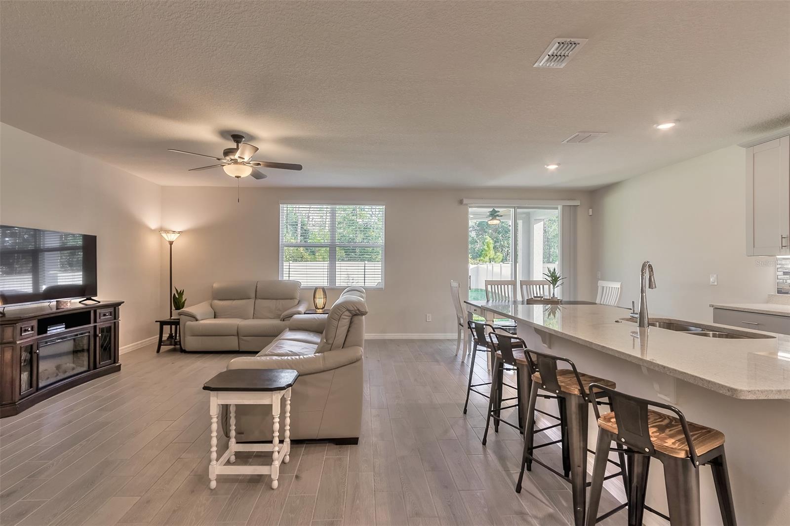 Sarinna Lakes - Residential