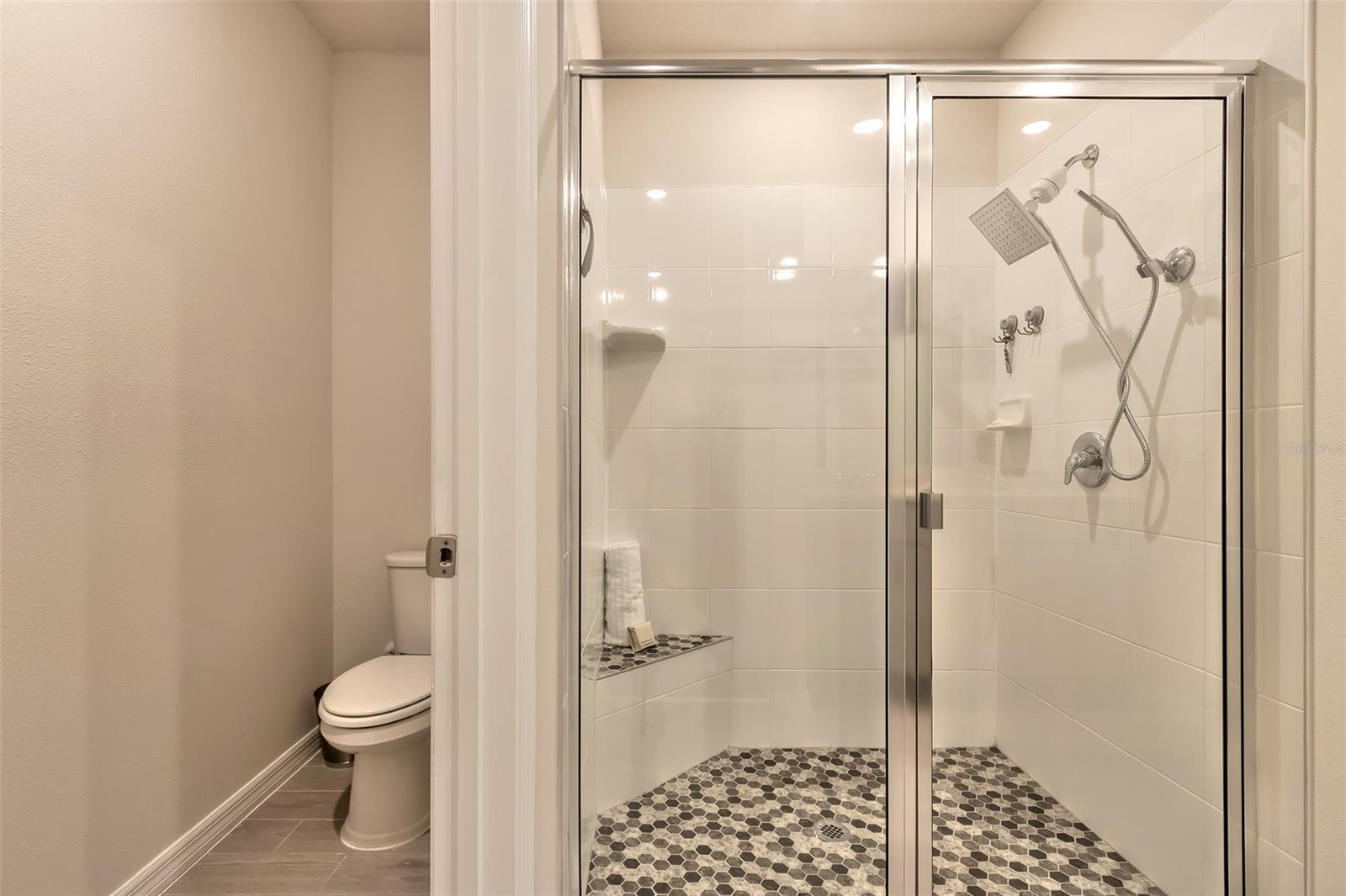 Sarinna Lakes - Residential