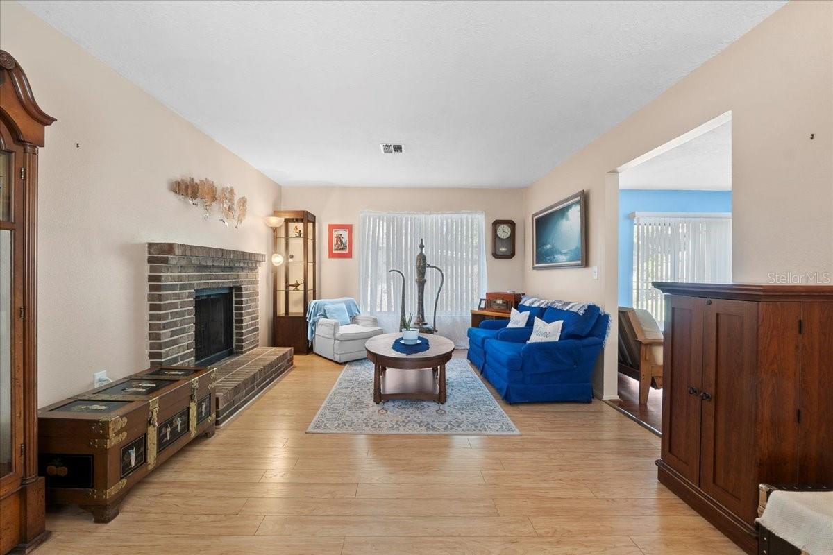 642 LAKE DEXTER CIRCLE