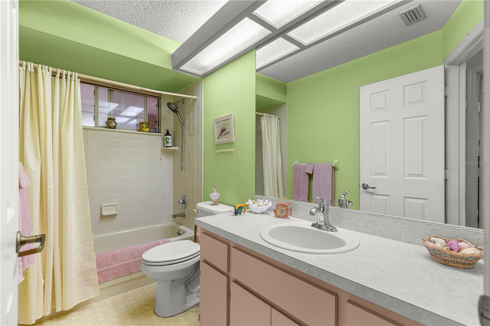 OAK RUN - Residential