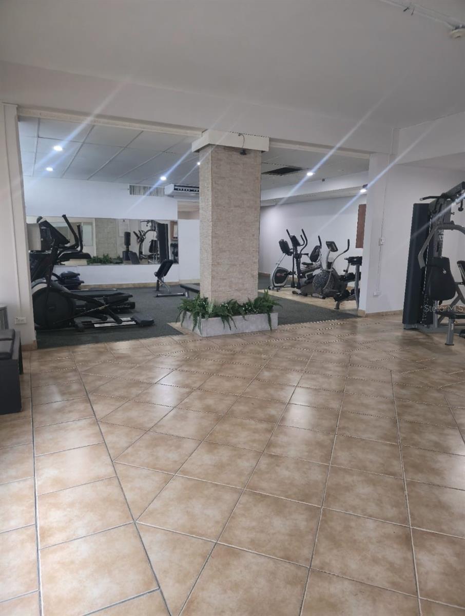 CONDOMINIO LOS PINOS - Residential