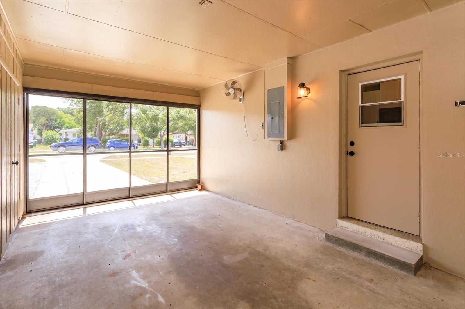 DELTONA LAKES UNIT 25 - Residential