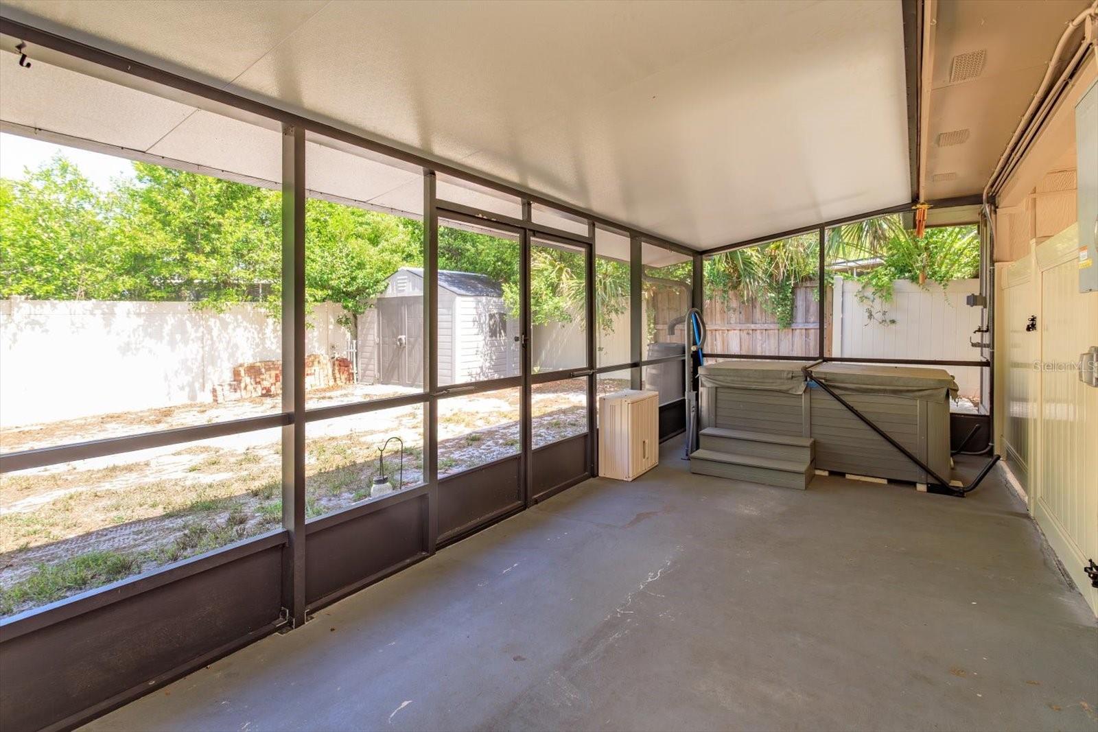 DELTONA LAKES UNIT 25 - Residential