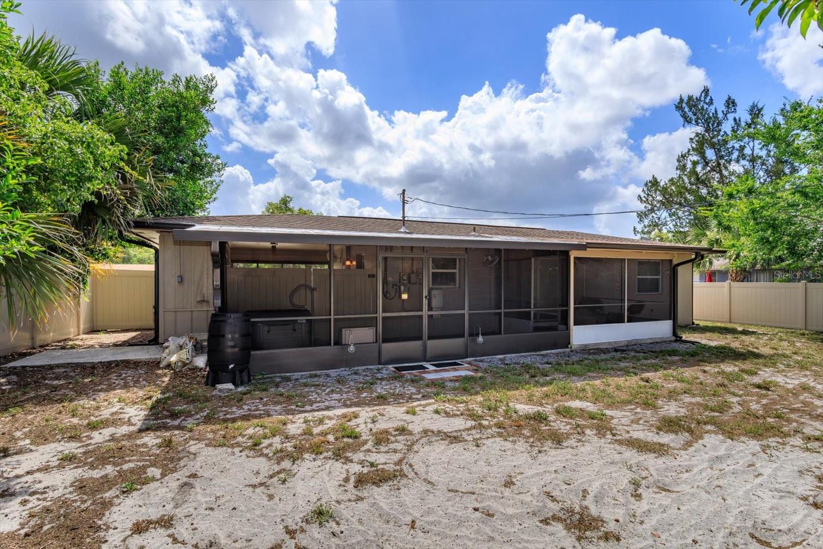 DELTONA LAKES UNIT 25 - Residential