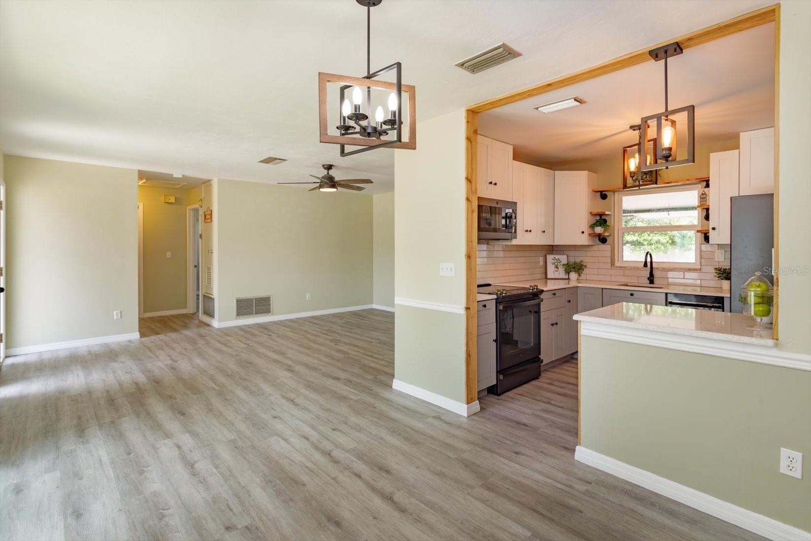 DELTONA LAKES UNIT 25 - Residential