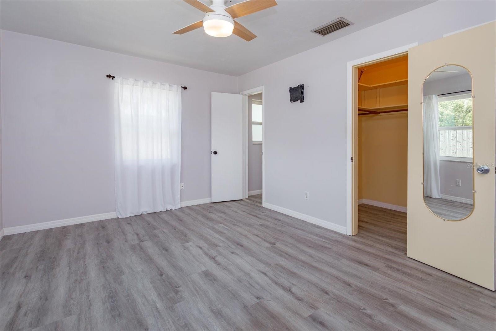 DELTONA LAKES UNIT 25 - Residential