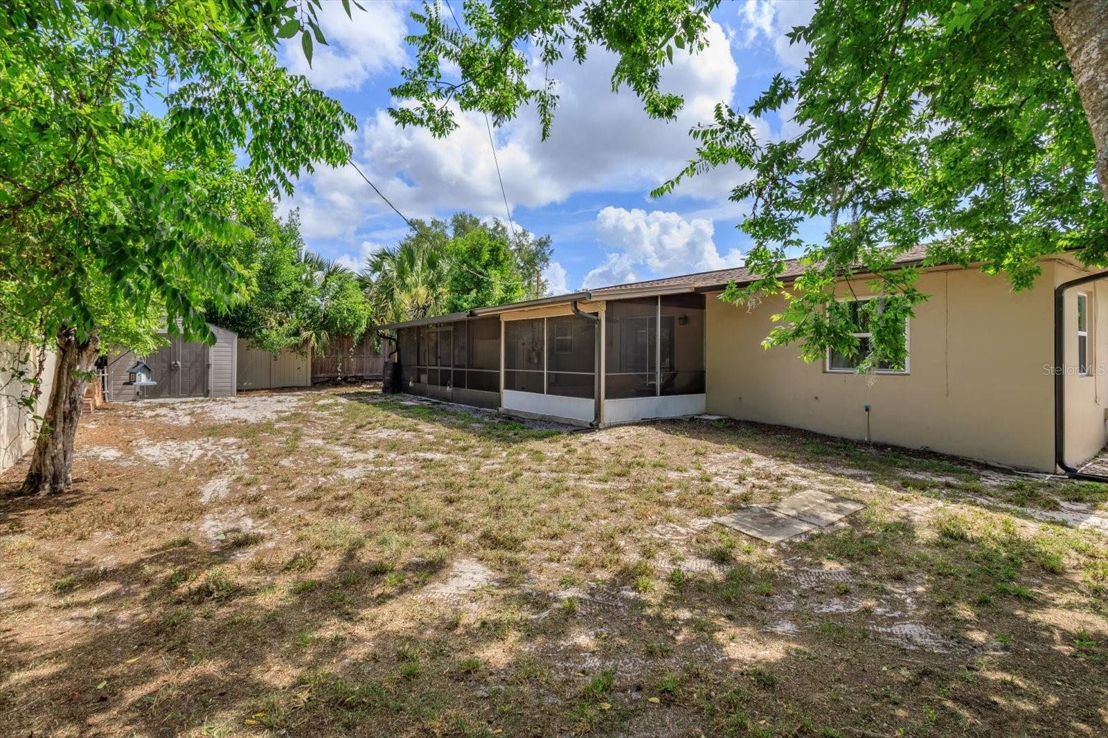 DELTONA LAKES UNIT 25 - Residential