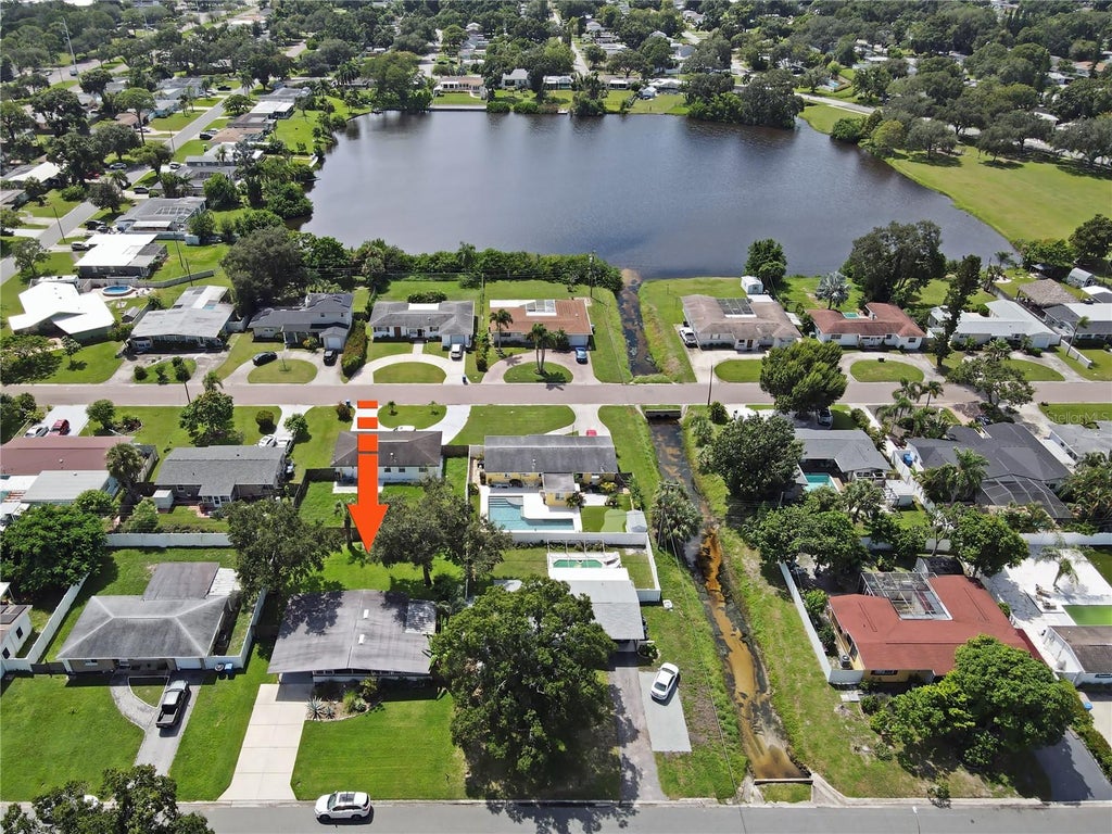 Photo of 1100 76th Avenue N, St Petersburg, FL 33702 (MLS # TB8552104)