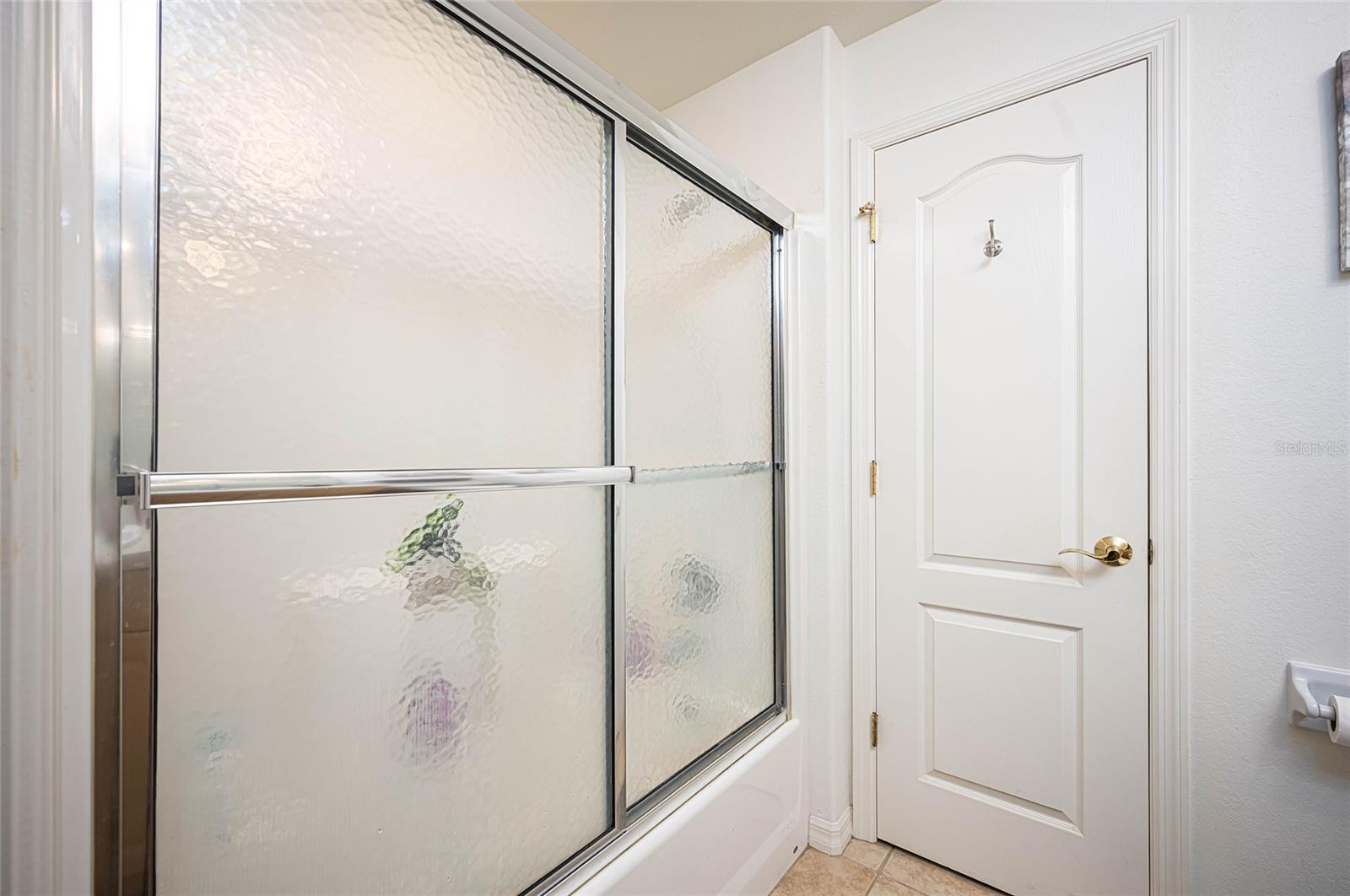 TUSCANY LAKE - Residential Lease