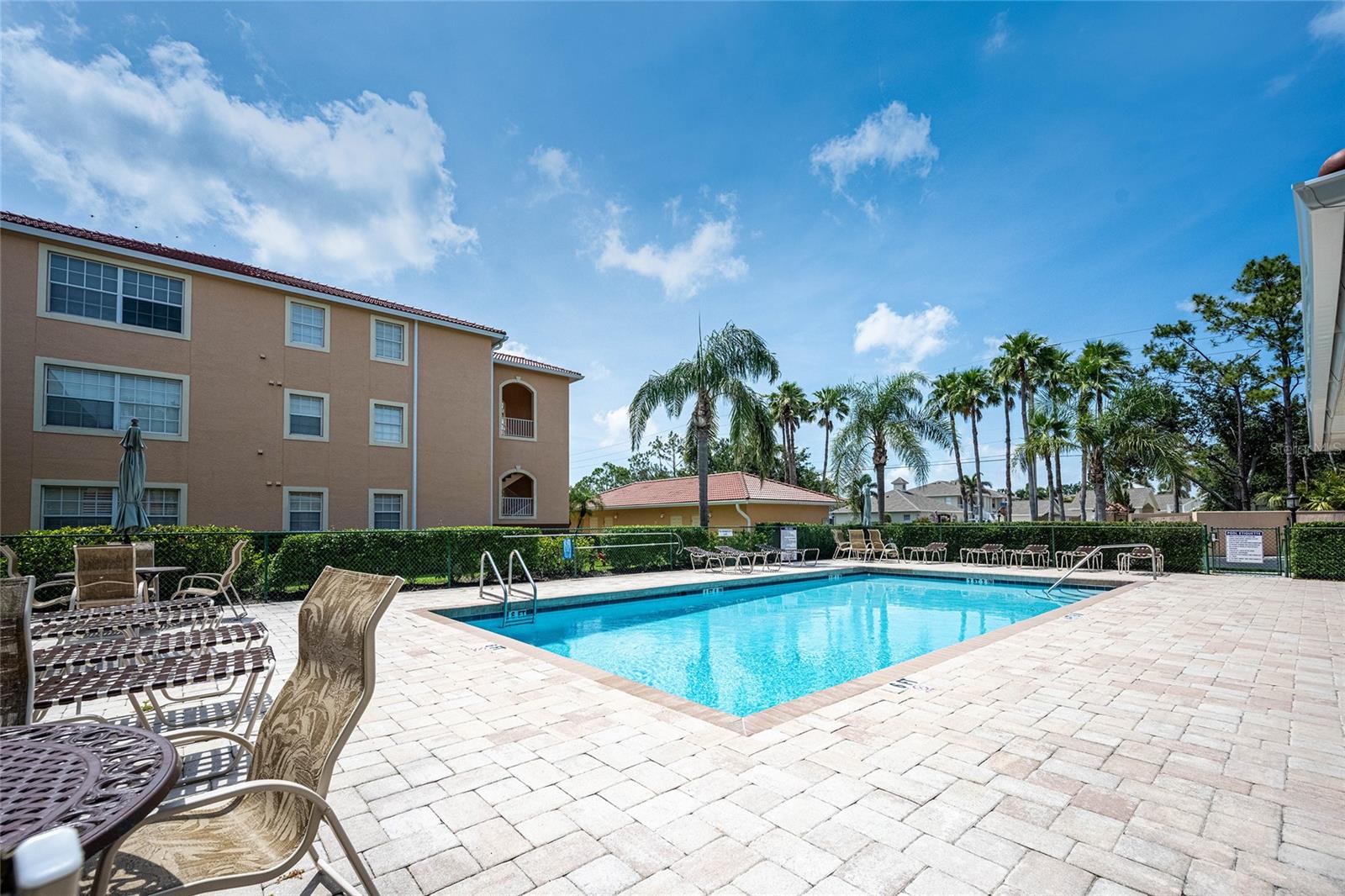 TUSCANY LAKE - Residential Lease