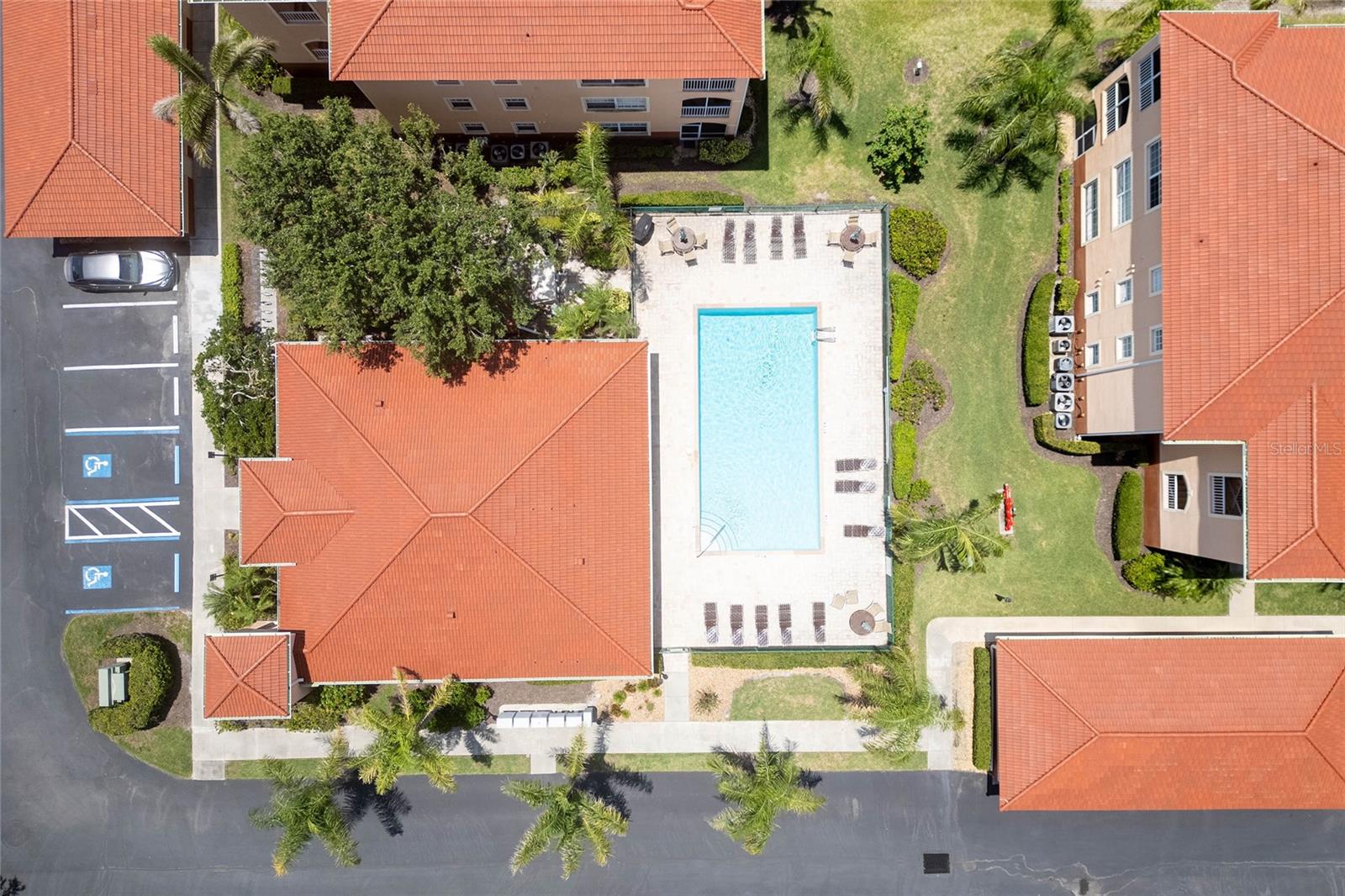 TUSCANY LAKE - Residential Lease