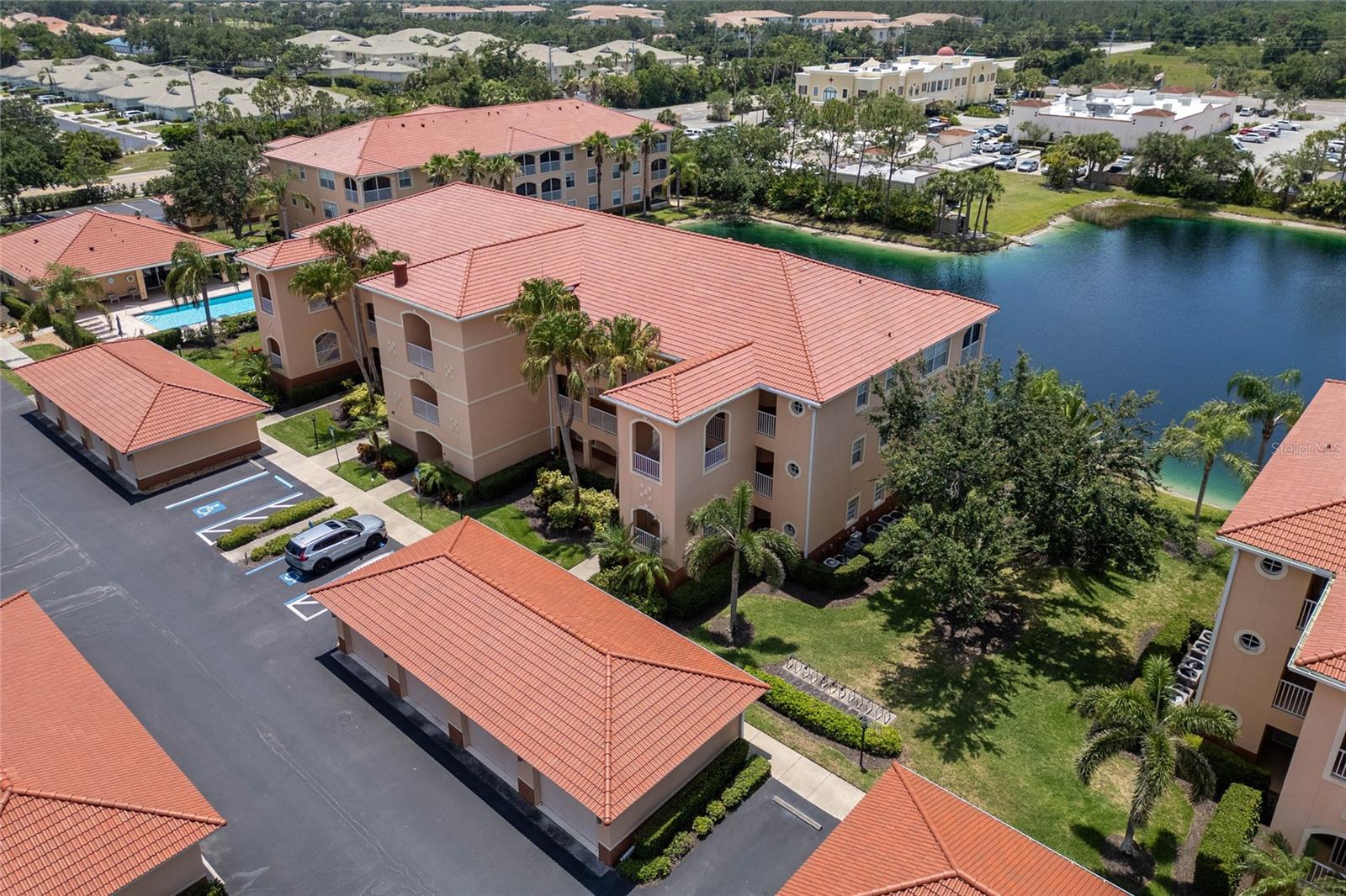 TUSCANY LAKE - Residential Lease