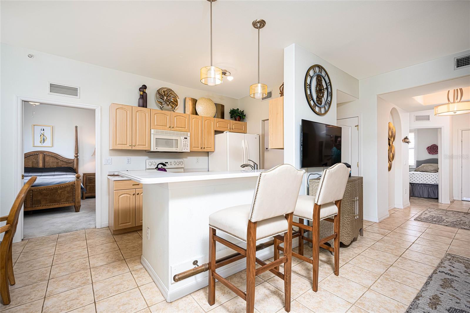 TUSCANY LAKE - Residential Lease