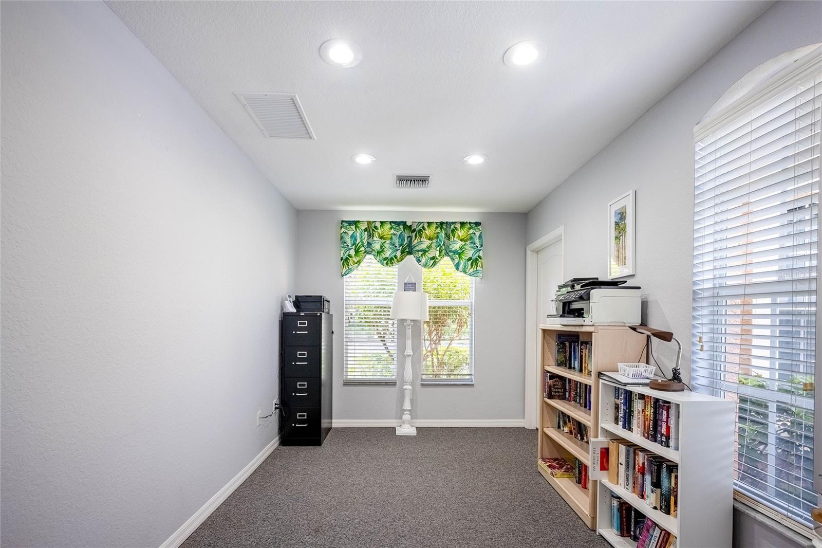 TUSCANY LAKE - Residential Lease