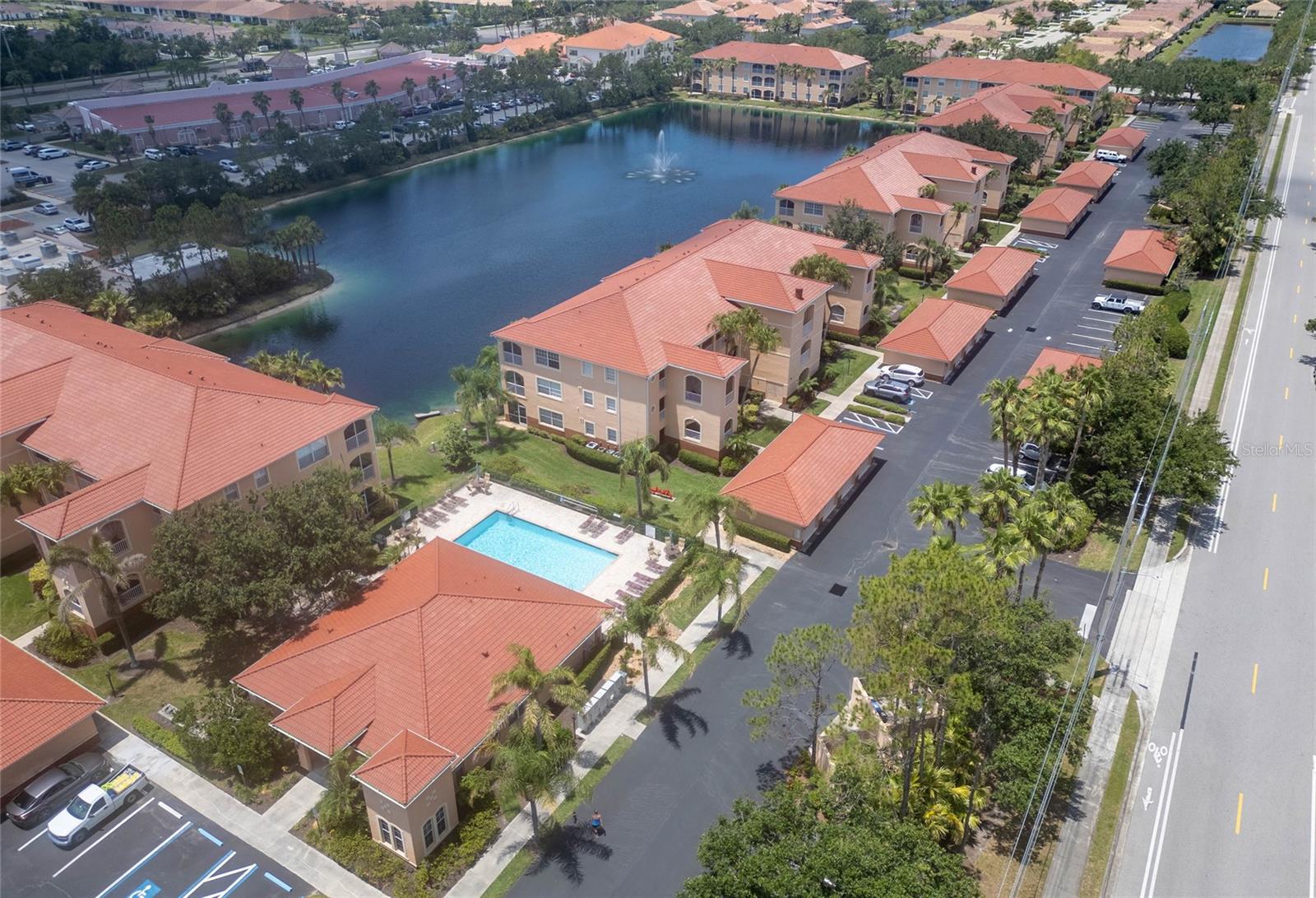 TUSCANY LAKE - Residential Lease