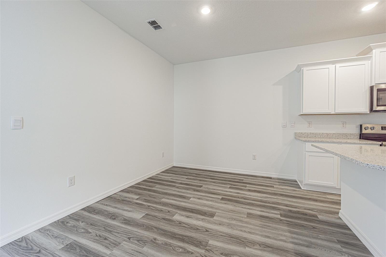 TOWNS/WOODSDALE PH 1 - Residential Lease