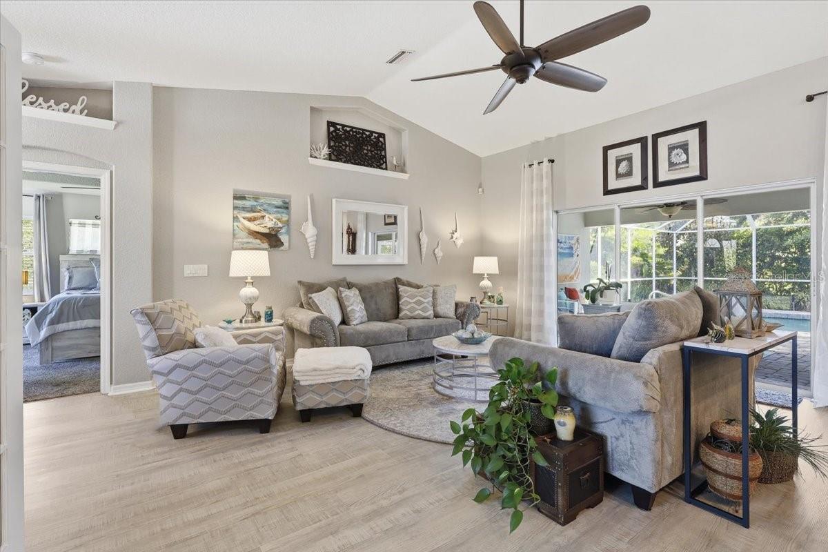 PALM HARBOR - Residential