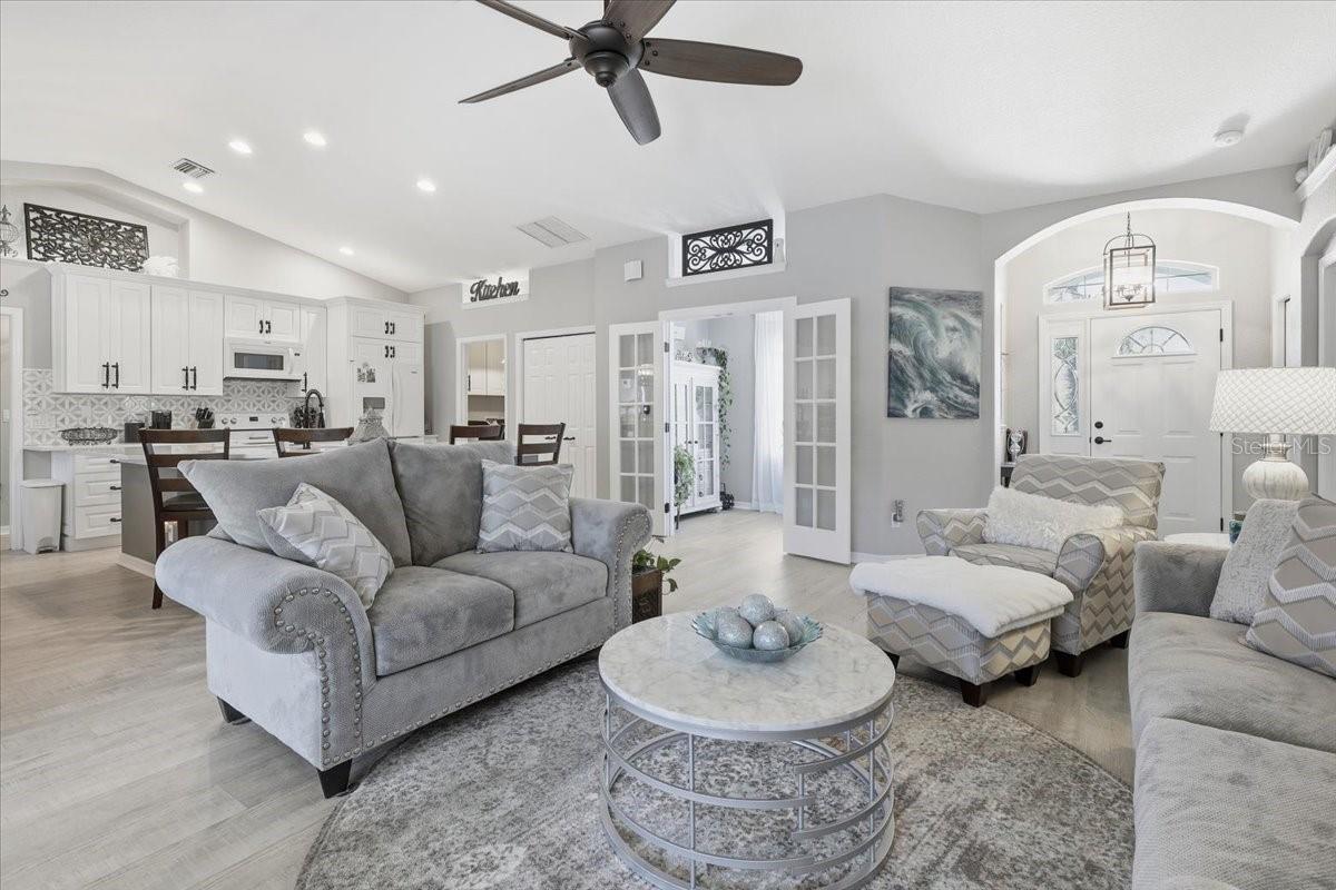 PALM HARBOR - Residential