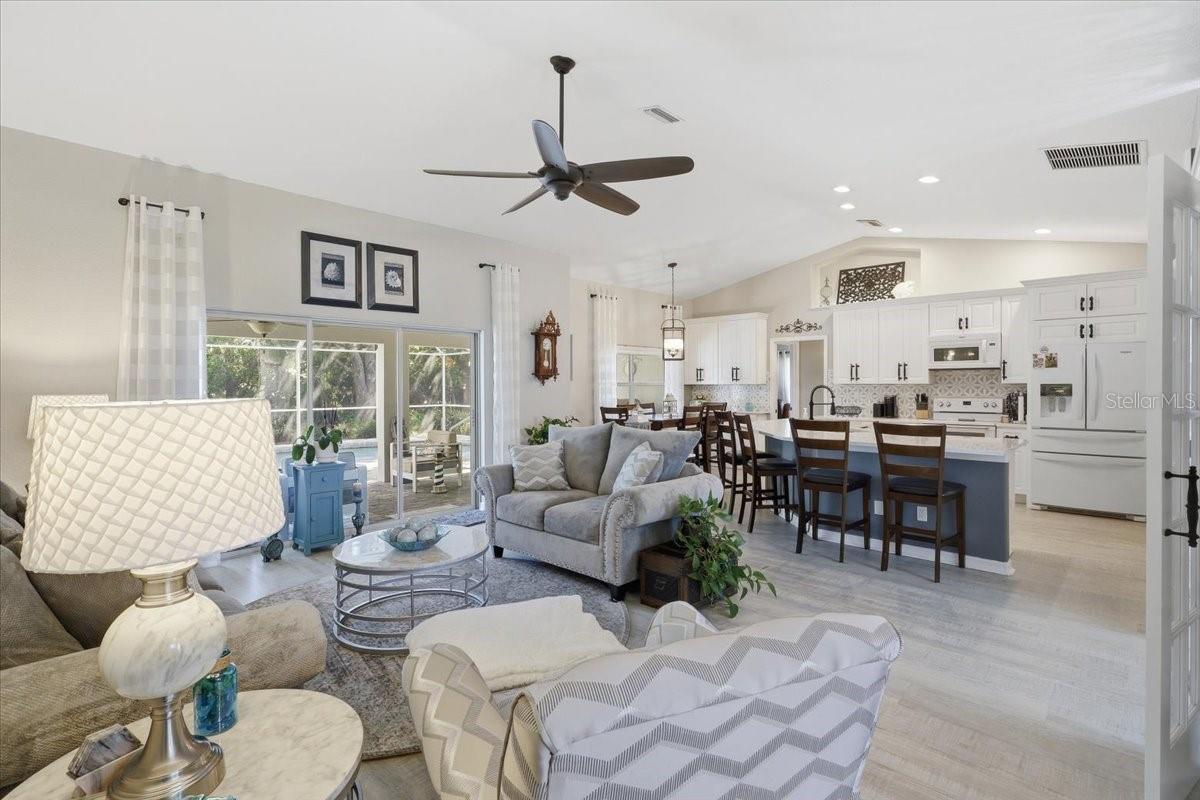 PALM HARBOR - Residential