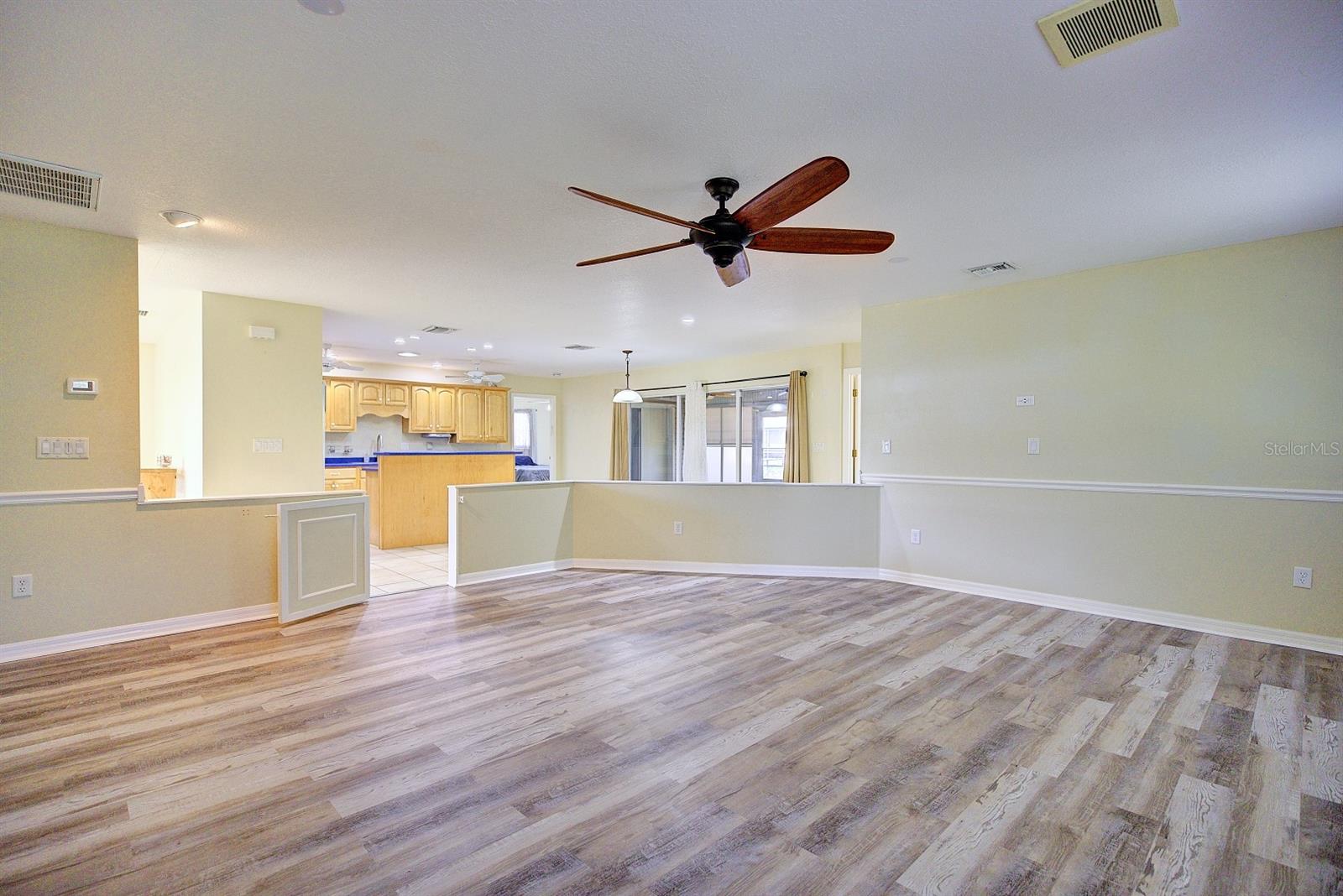 SEBRING COUNTRY ESTATES - Residential