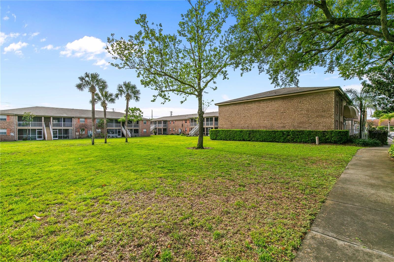 CARRINGTON PARK A CONDO - Residential
